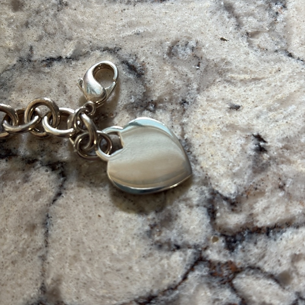 Tiffany & Co. Silver Heart Bracelet - Picture 8 of 8